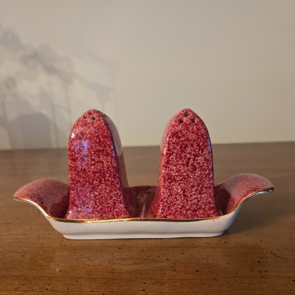 Royal Winton Grimwades Mottled Pink Salt Pepper & Tray
